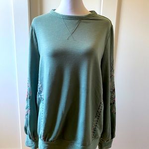 Knox rose sweater size M teal color